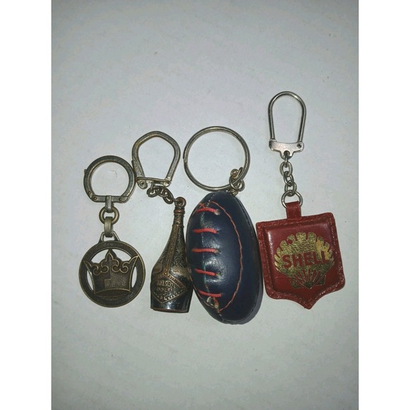 Accessories - Lot Of 4 Novelty KEY RING Vintage Miniature Football, Shell Station Ect.